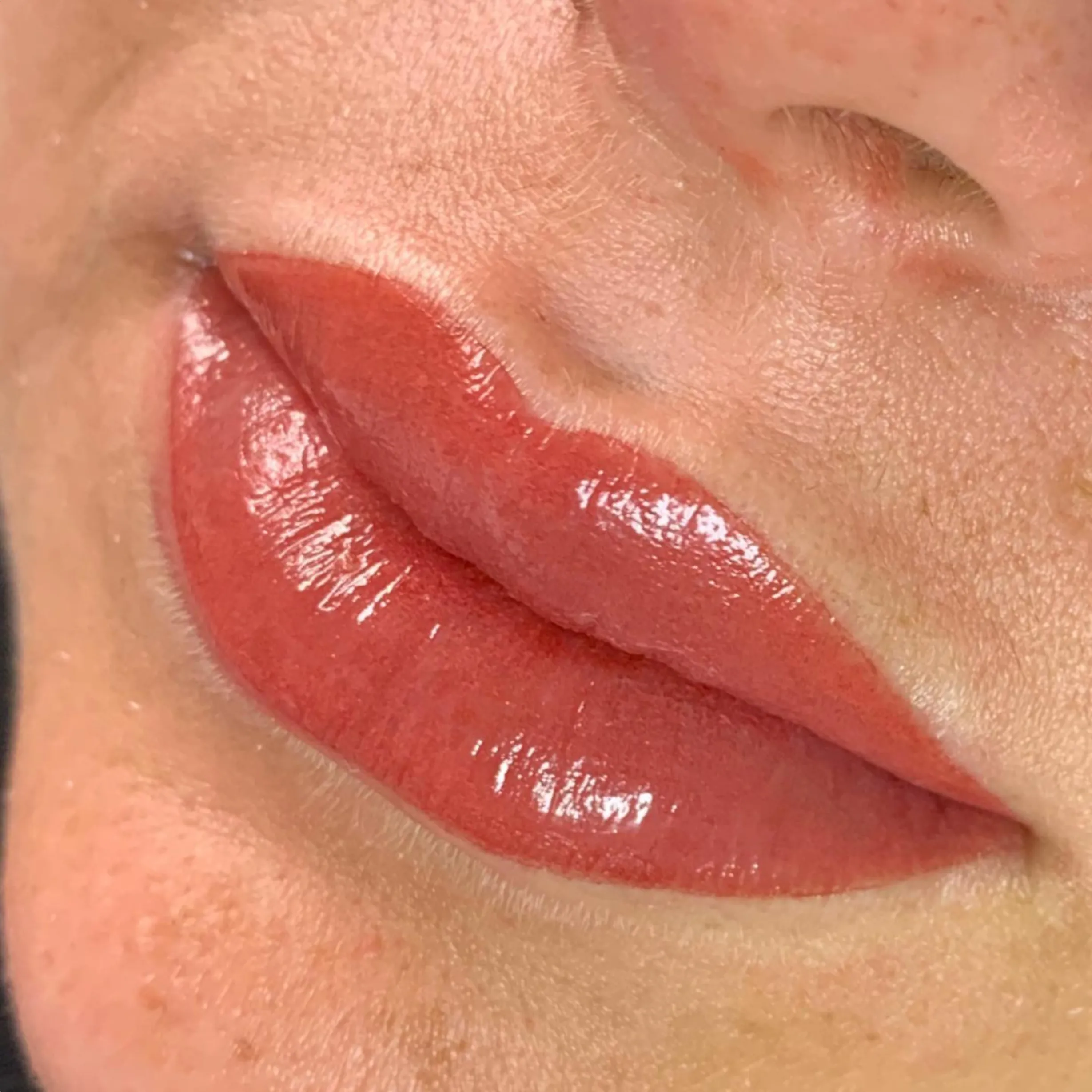 kissing after lip blush