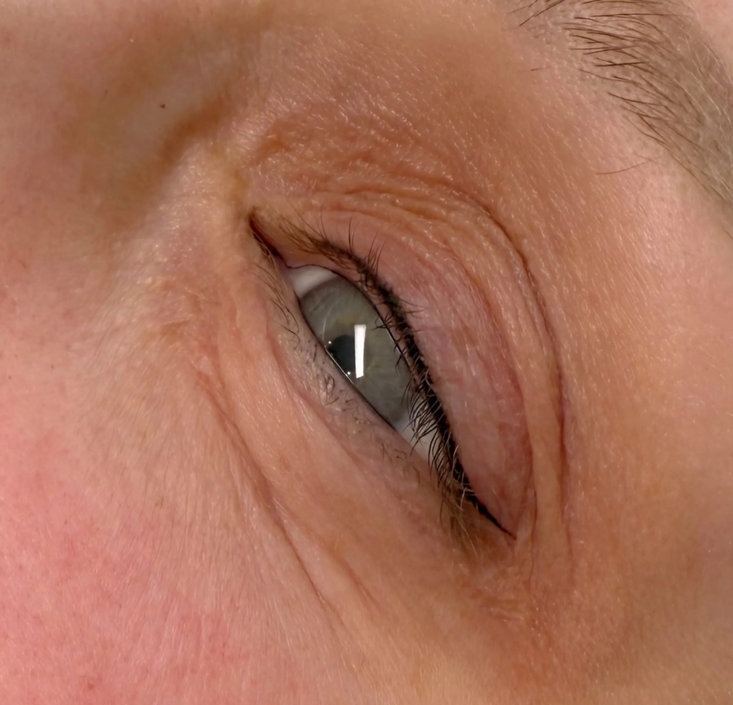 lash enhancement tattoo