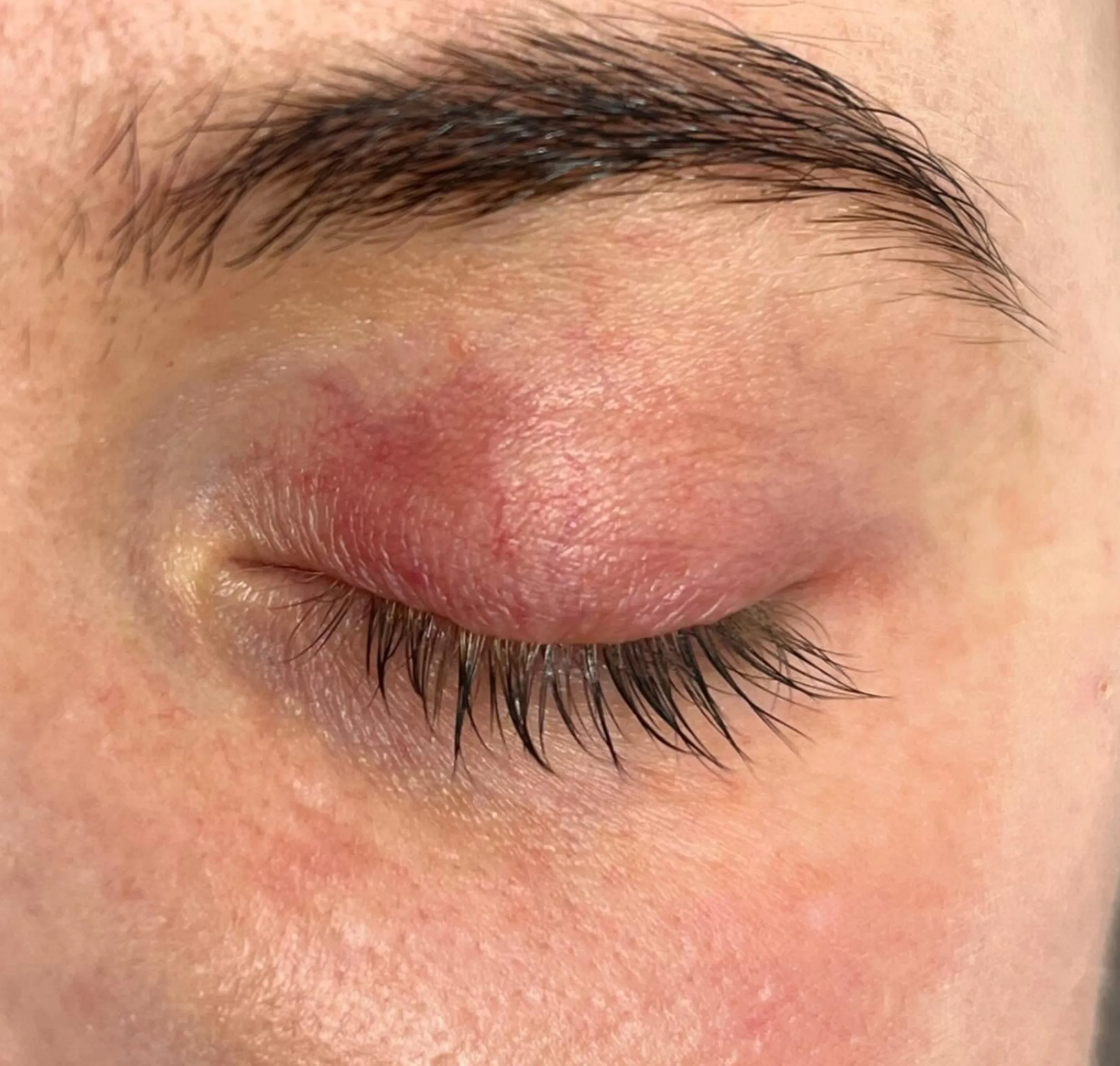 lash line enhancement before winged liner